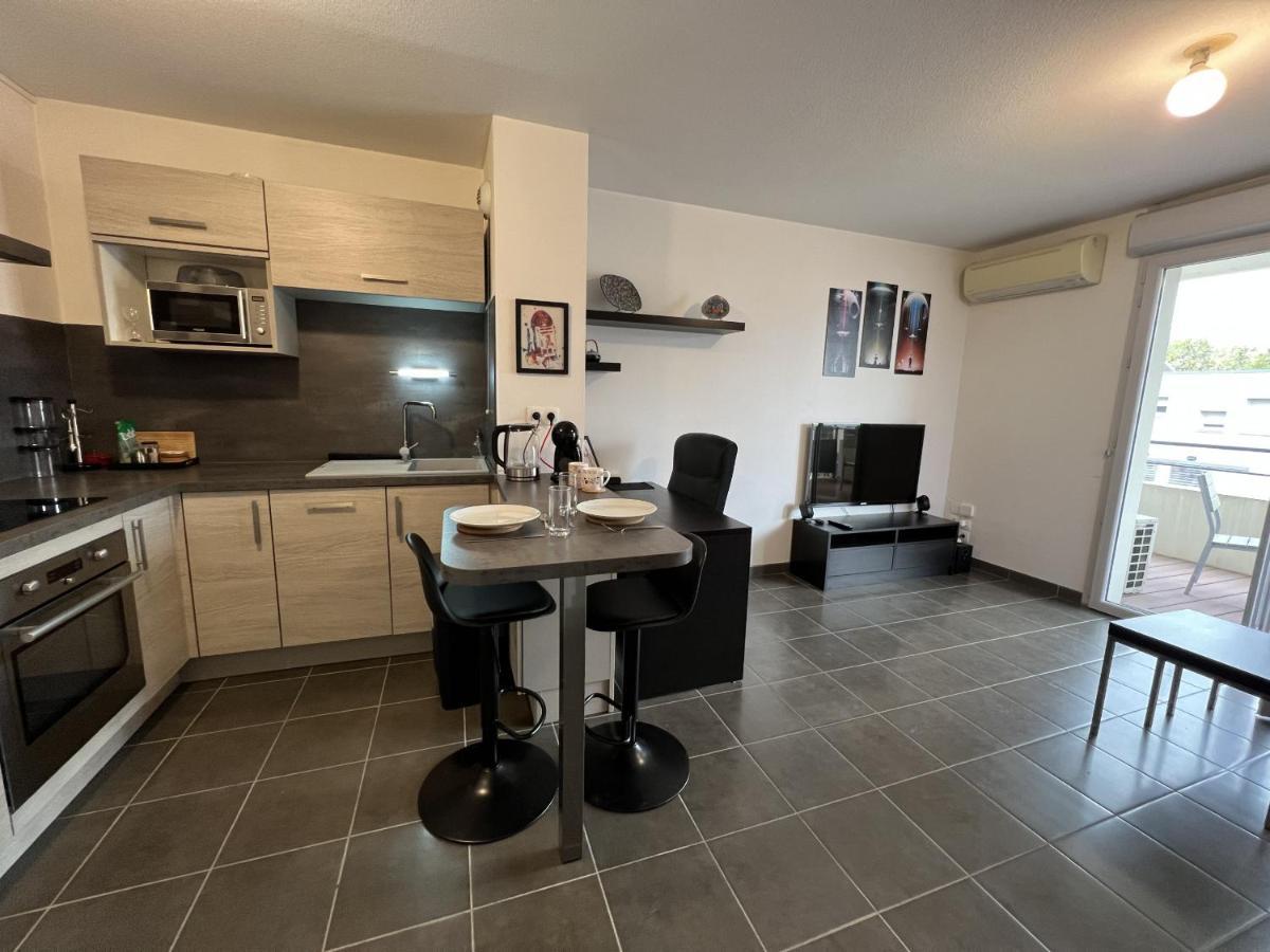 Le Skywalker : T2 Avec Parking & Balcon Apartment Toulouse Bagian luar foto