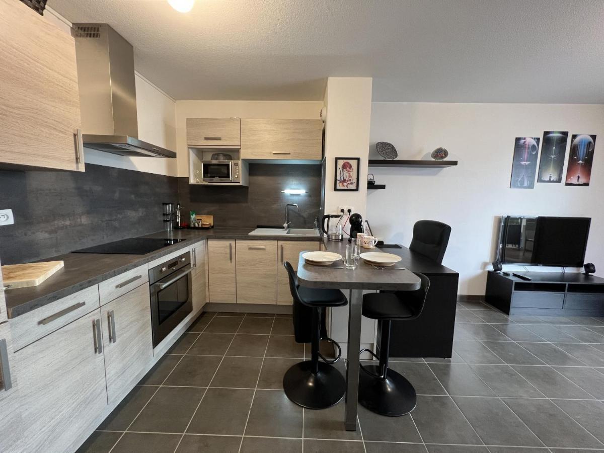 Le Skywalker : T2 Avec Parking & Balcon Apartment Toulouse Bagian luar foto